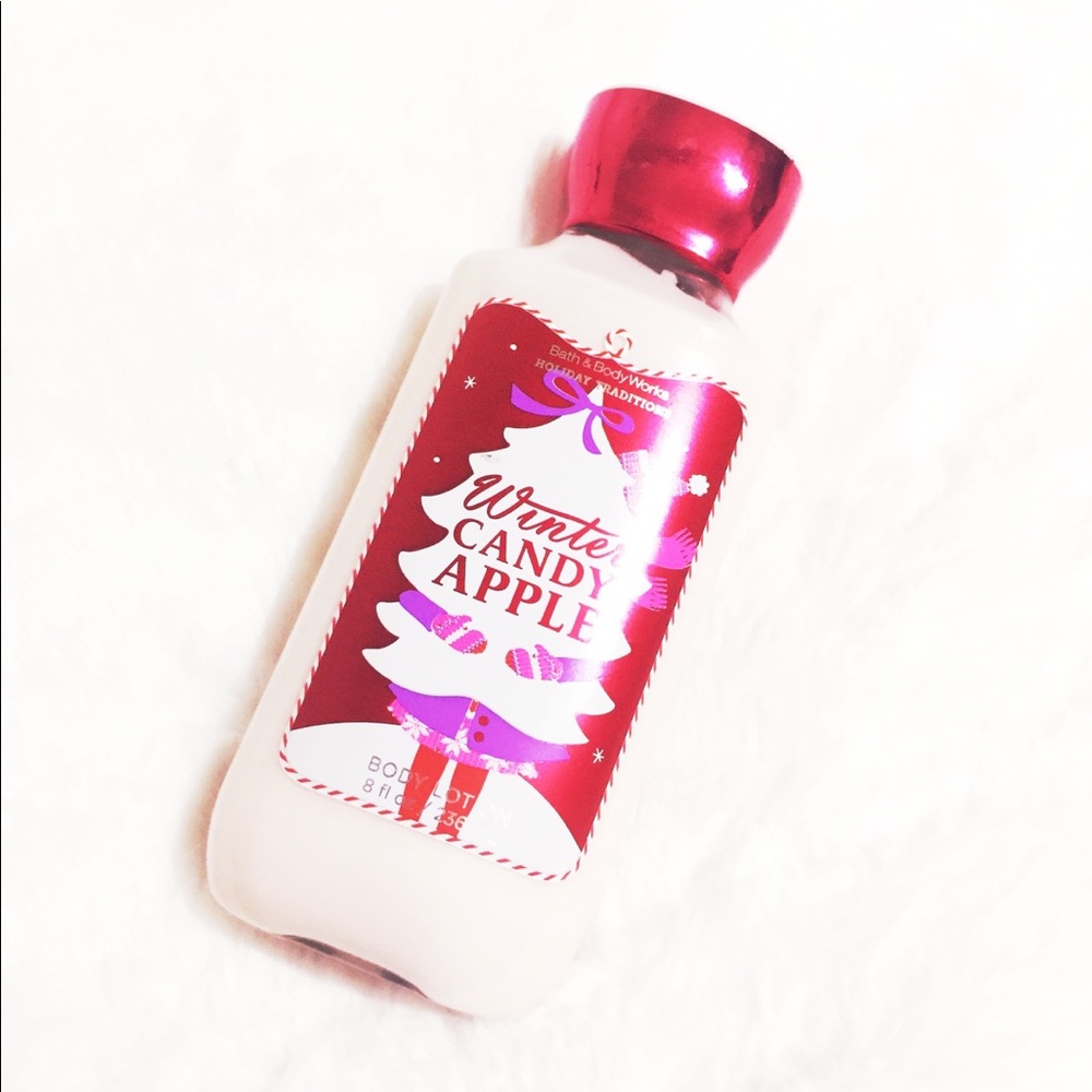 🆓w/$🛍❄️Winter Candy Apple🍎Bath & Body Works Scented Shea Butter Lotion 🧴